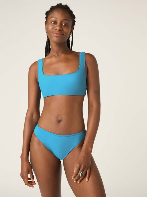 Swimwear Recycled Bikini Brief Light-Moderate Oasis Blue |ModelName: Amy 10/S