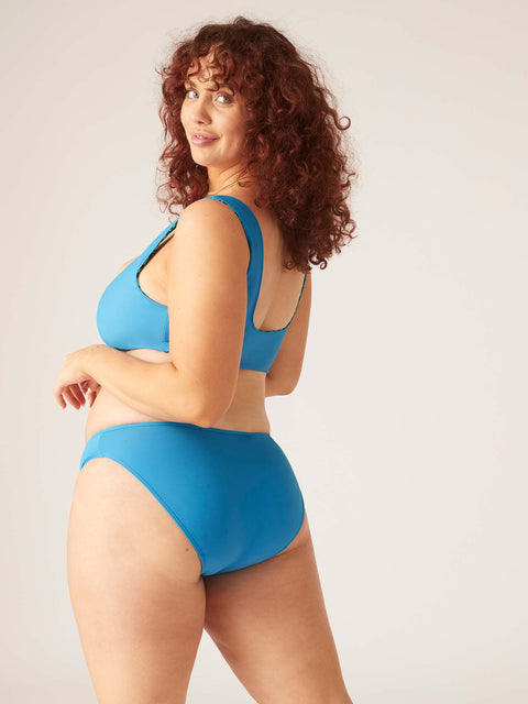 Swimwear Recycled Bikini Brief Light-Moderate Oasis Blue |ModelName: Maddy 16/XL