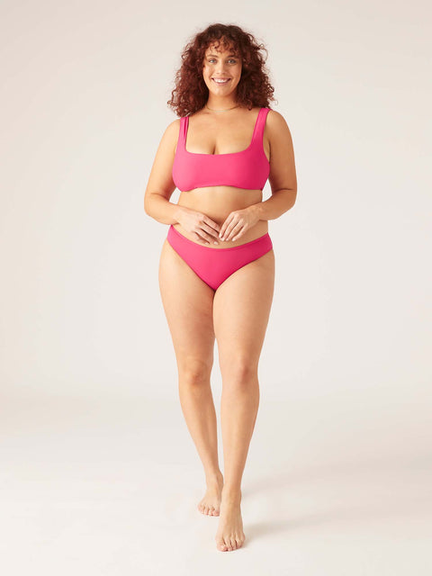 Swimwear Recycled Bikini Brief Light-Moderate Panther Pink |ModelName: Maddy 16/XL